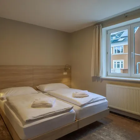 Jitrenka Hotel 3*